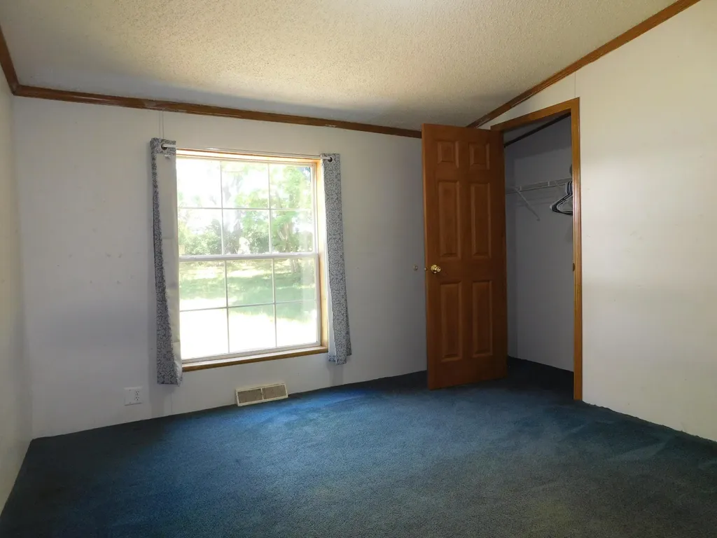 27134 Deerfield Lane Jefferson Township MI 49112