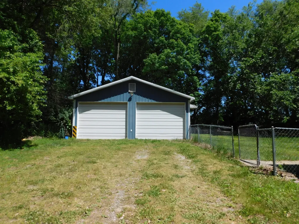 27134 Deerfield Lane Jefferson Township MI 49112