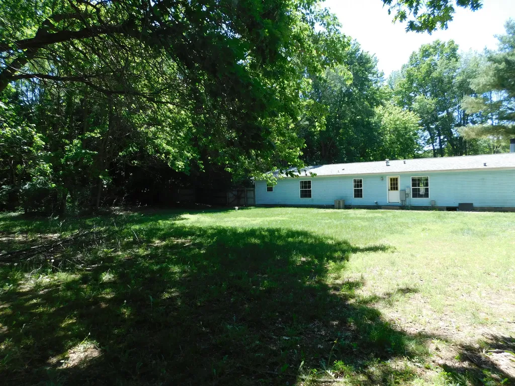 27134 Deerfield Lane Jefferson Township MI 49112