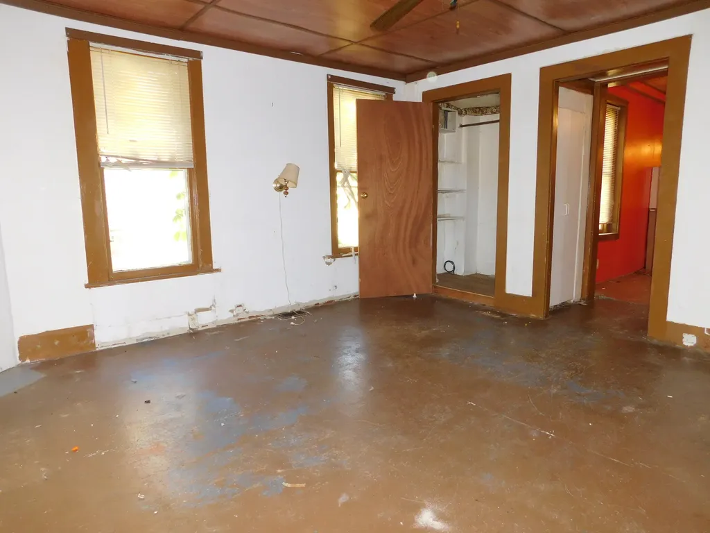 210 W Ash Street Albion City MI 49224