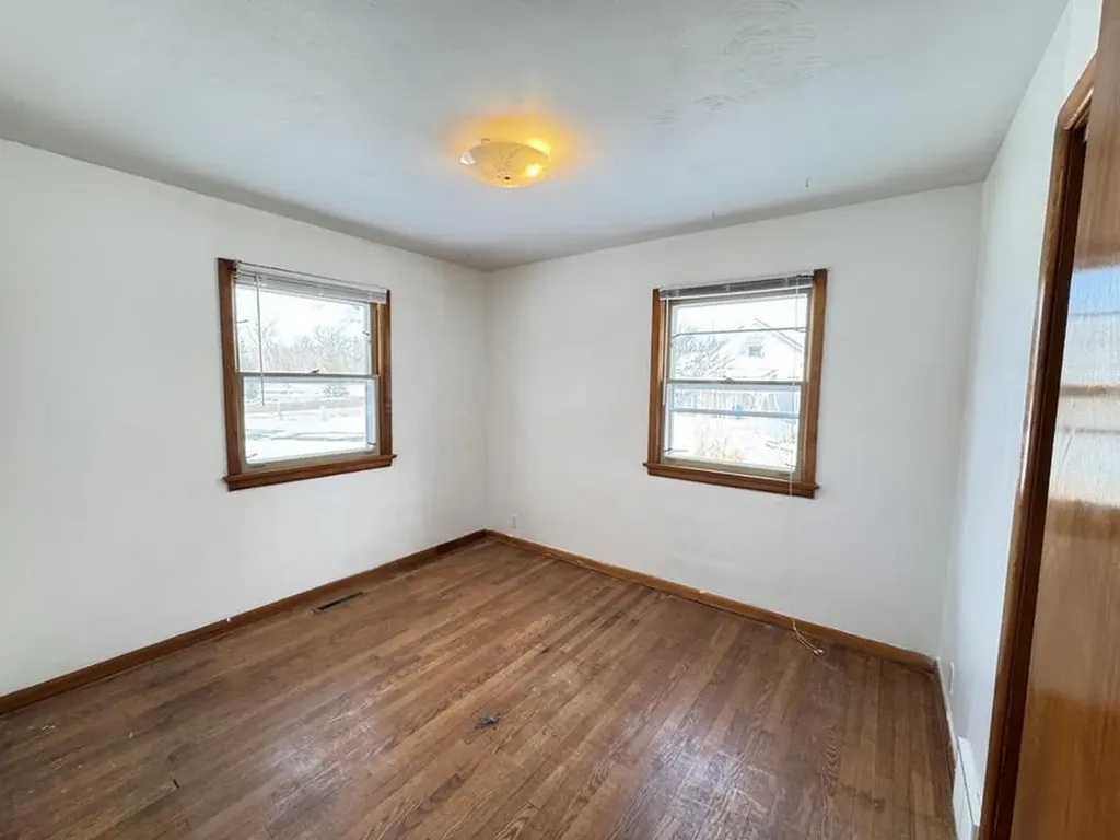 3334 W Glendora Road Weesaw Township MI 49128