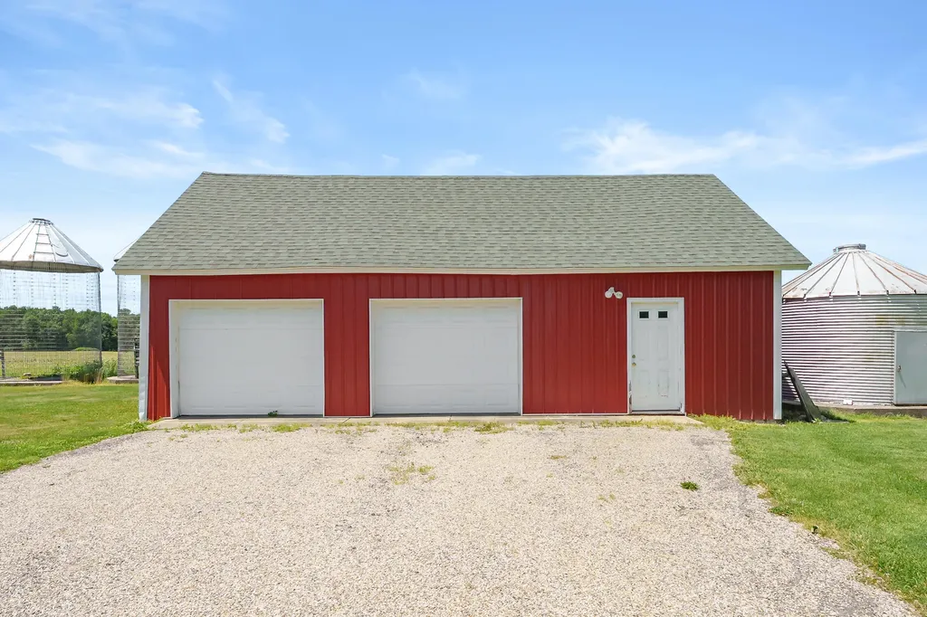 10431 13 Mile Road Fredonia Township MI 49068