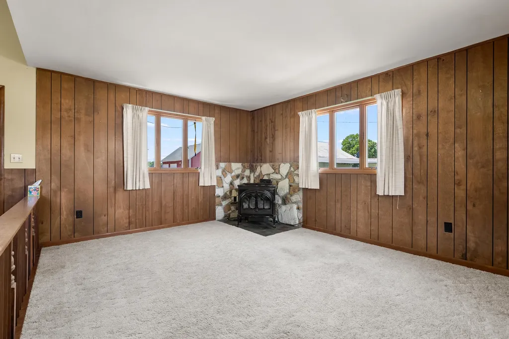 10431 13 Mile Road Fredonia Township MI 49068