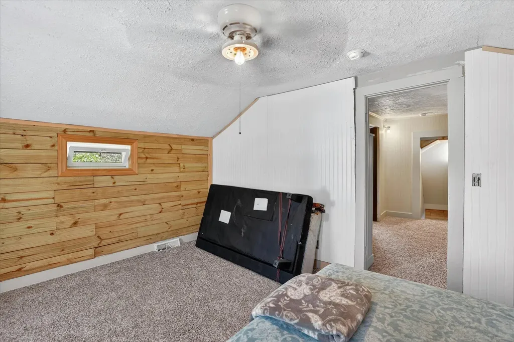 728 W Hanover Street Marshall City MI 49068