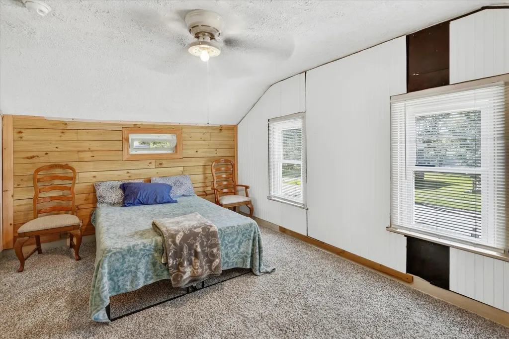 728 W Hanover Street Marshall City MI 49068