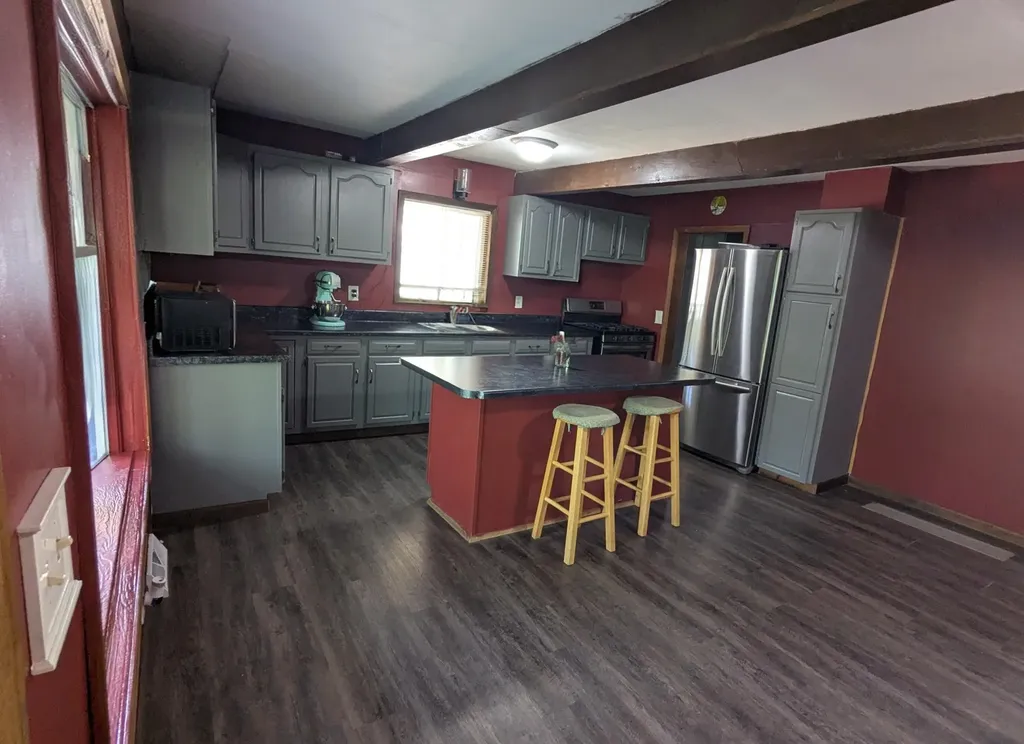 619 N Williams Street Bellevue Village MI 49021