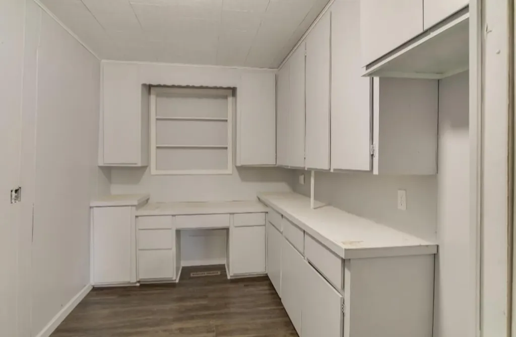 619 N Williams Street Bellevue Village MI 49021
