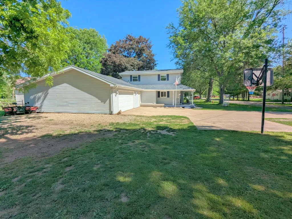 619 N Williams Street Bellevue Village MI 49021