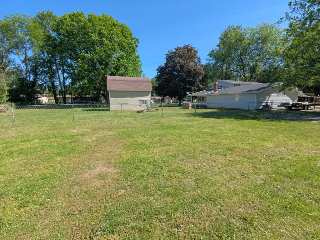 619 N Williams Street Bellevue Village MI 49021