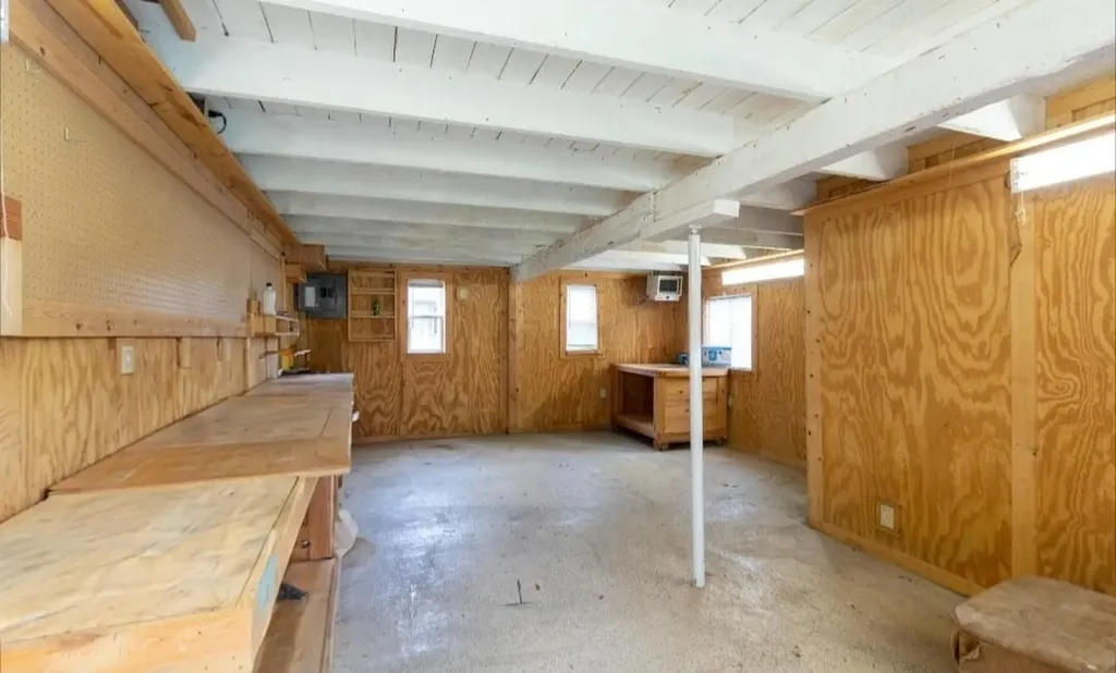 619 N Williams Street Bellevue Village MI 49021