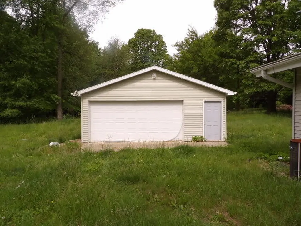115 Sweetheart Lane Johnstown Township MI 49017