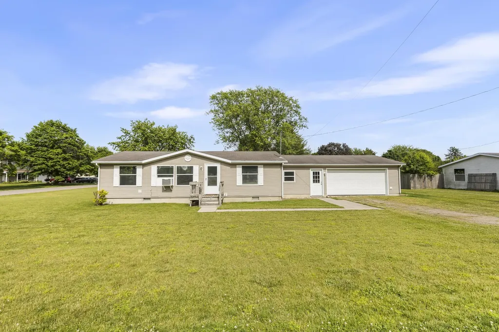 219 Wayne Street Bronson City MI 49028