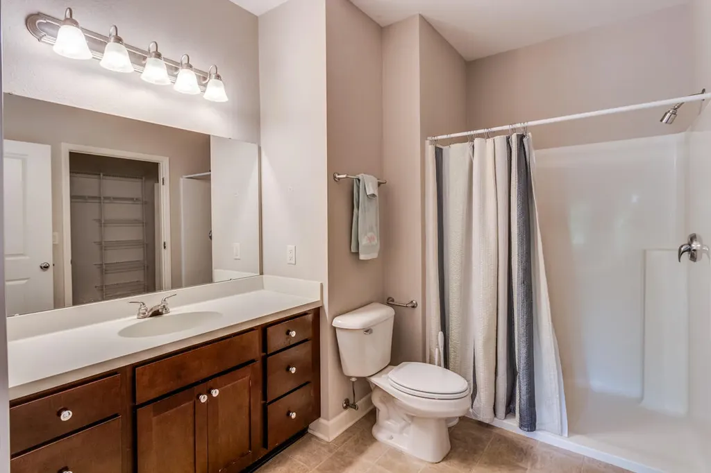 7024 Green Ridge Boulevard Pennfield Charter Township MI 49017