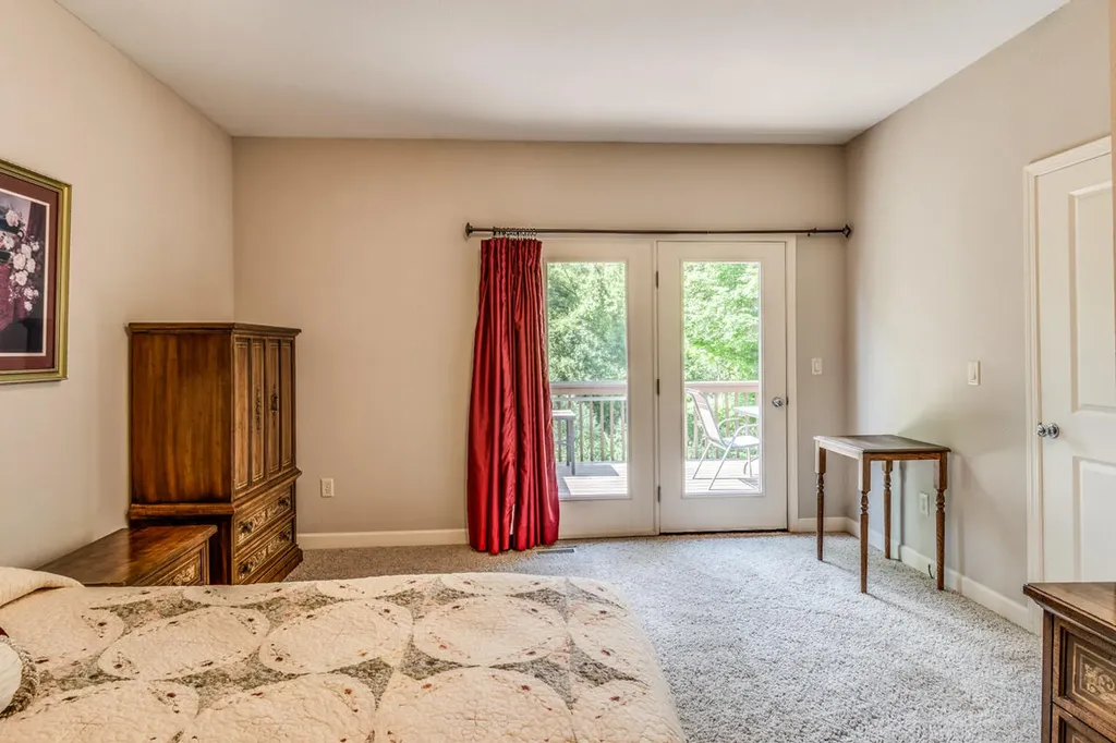 7024 Green Ridge Boulevard Pennfield Charter Township MI 49017