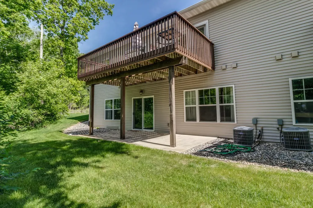 7024 Green Ridge Boulevard Pennfield Charter Township MI 49017