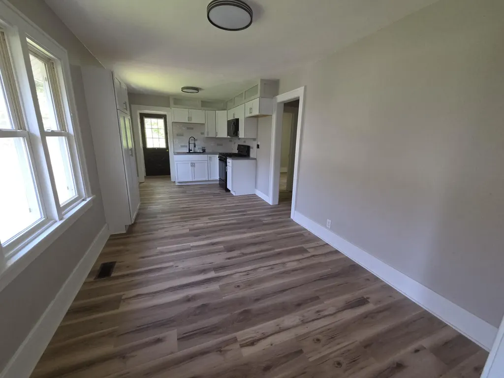 10 Cornwell Street Emmett Charter Township MI 49014