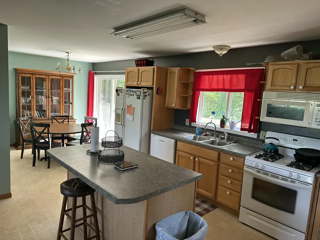 23290 North Avenue Pennfield Charter Township MI 49017