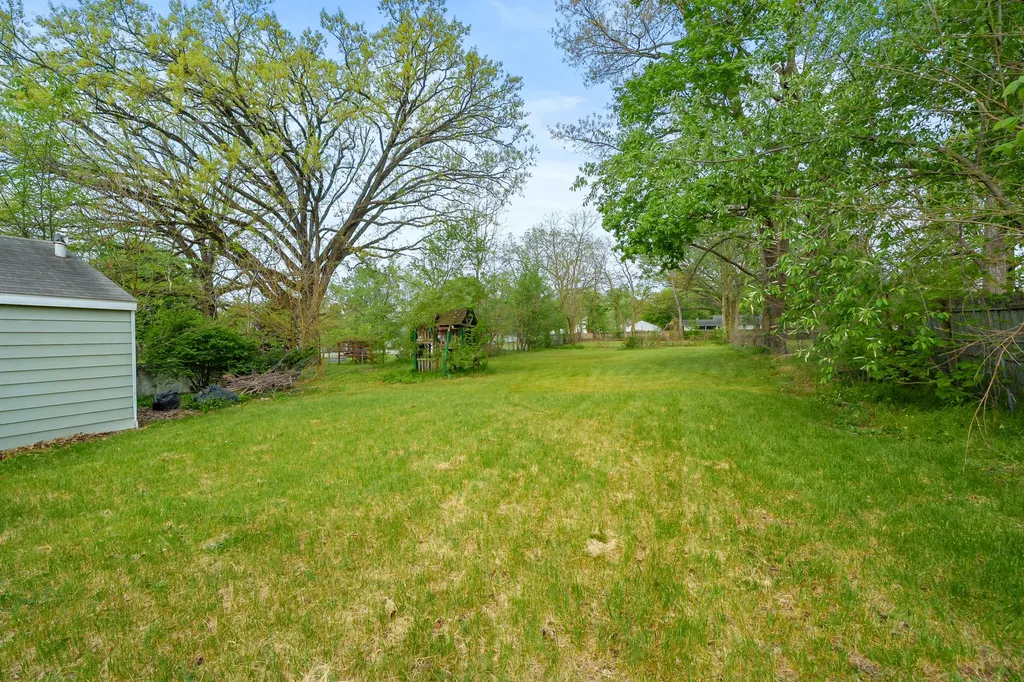 99 Eldredge Street Battle Creek City MI 49037