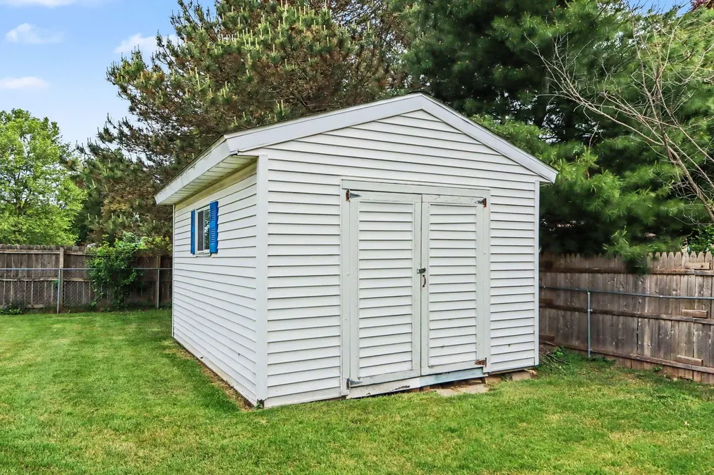 601 Cynthia Street Comstock Charter Township MI 49053