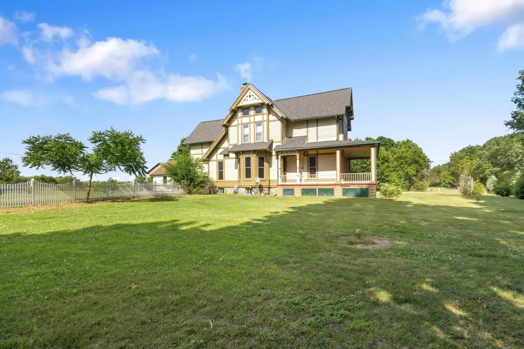 42304 W Red Arrow Highway Paw Paw Township MI 49079