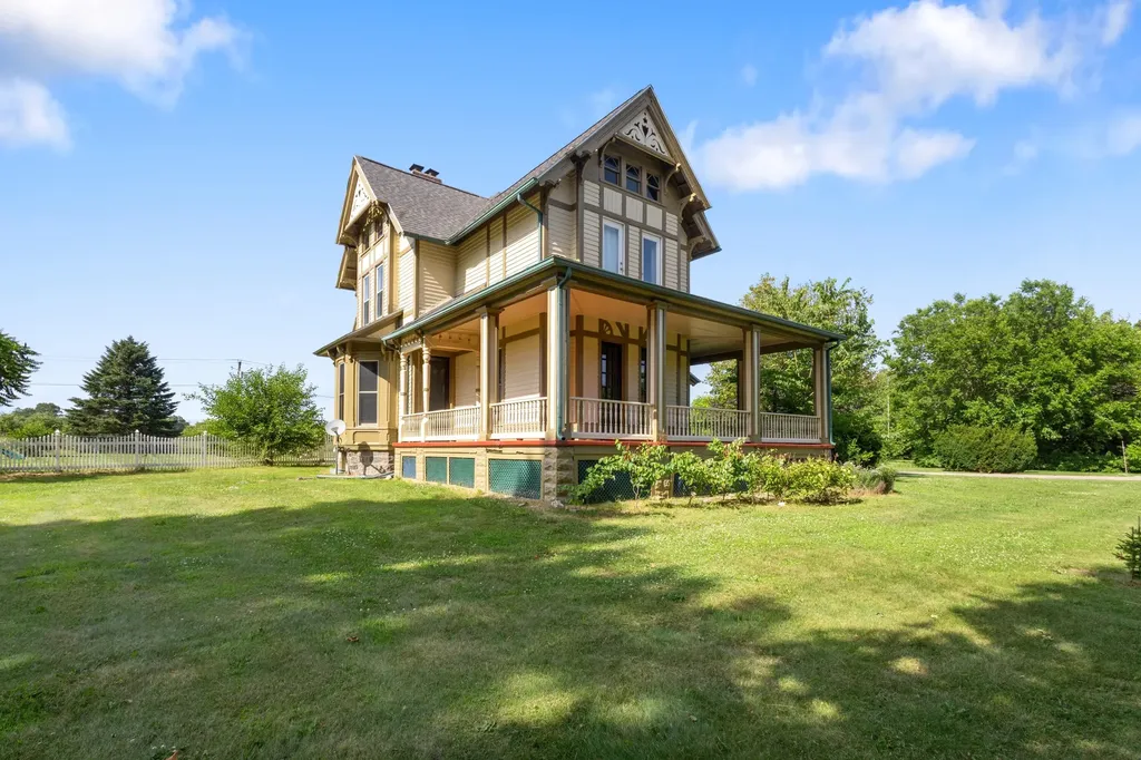 42304 W Red Arrow Highway Paw Paw Township MI 49079