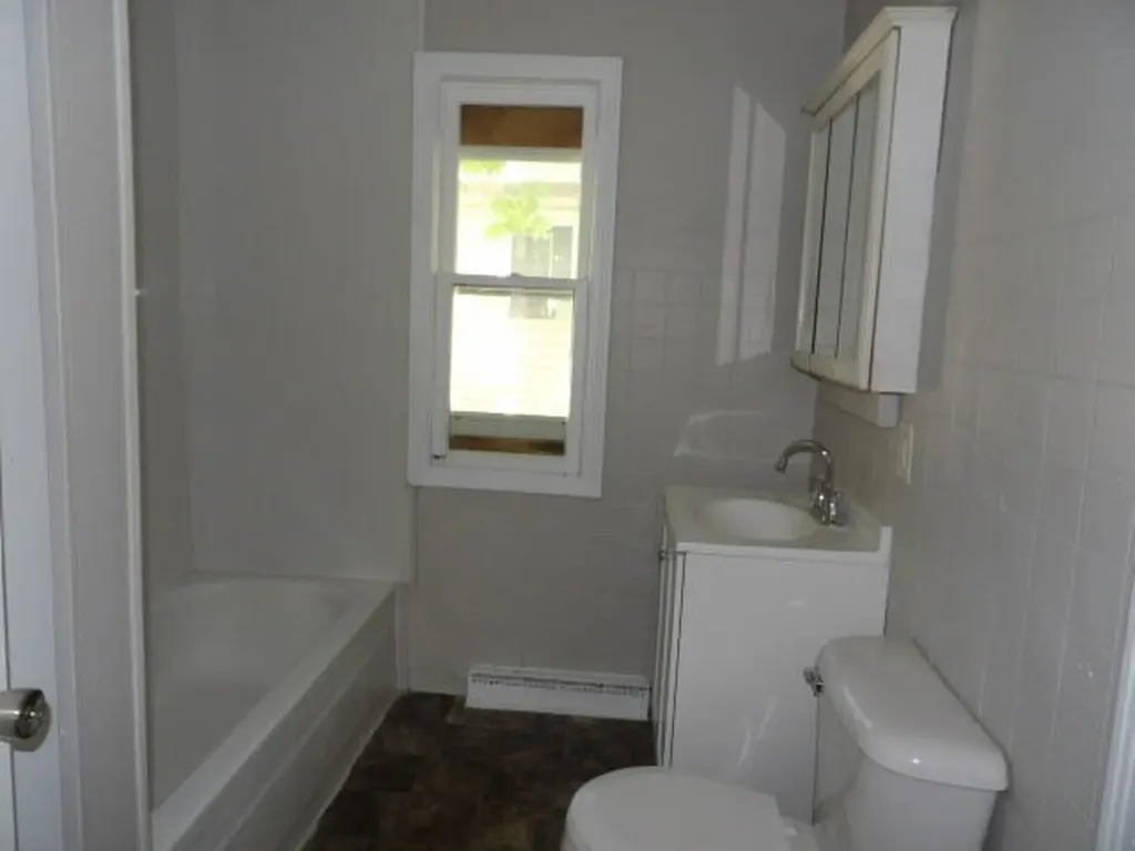 44 Harris Street Battle Creek City MI 49037