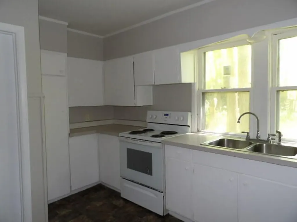 44 Harris Street Battle Creek City MI 49037