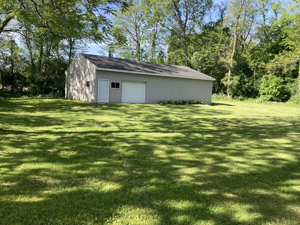 7052 E Drive N Emmett Charter Township MI 49014
