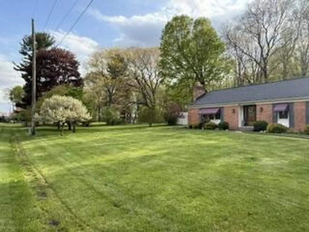 232 Hawthorne Road Marshall Township MI 49068