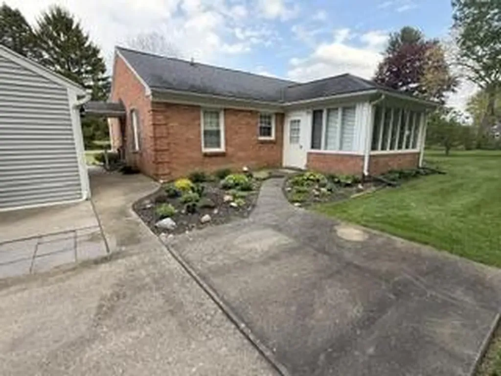 232 Hawthorne Road Marshall Township MI 49068