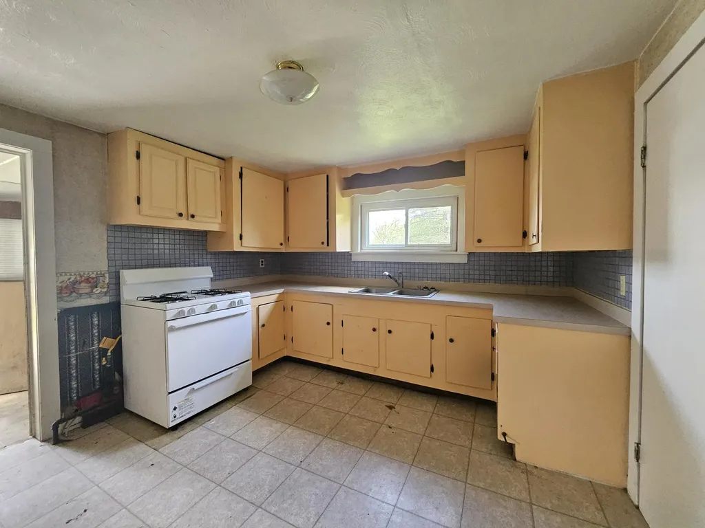 143 S Hobart Street Athens Village MI 49011