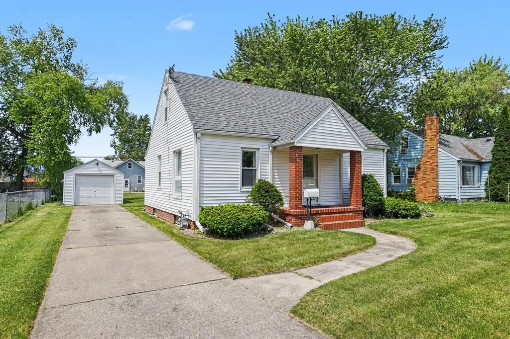 57 26th Street N Battle Creek City MI 49015