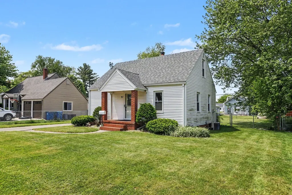 57 26th Street N Battle Creek City MI 49015