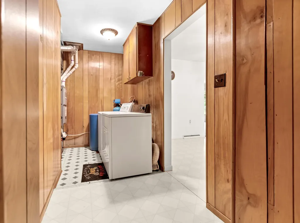 207 Snow Avenue Bedford Charter Township MI 49037