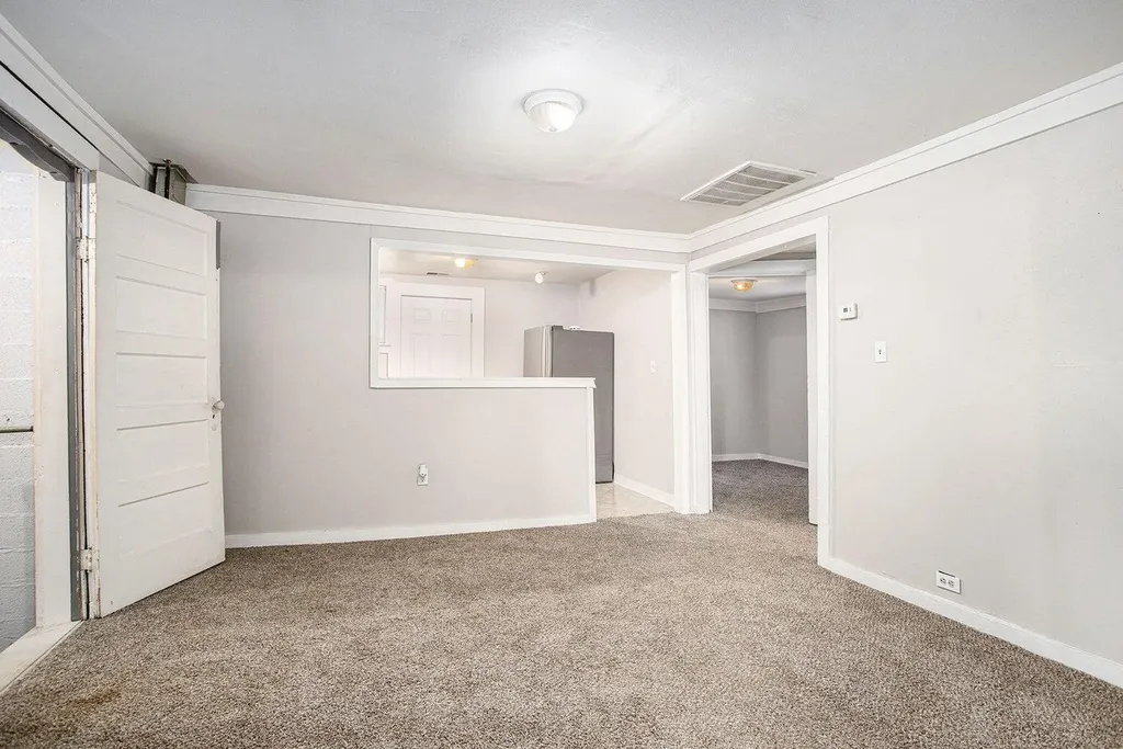 21 Bradley Street Pennfield Charter Township MI 49017