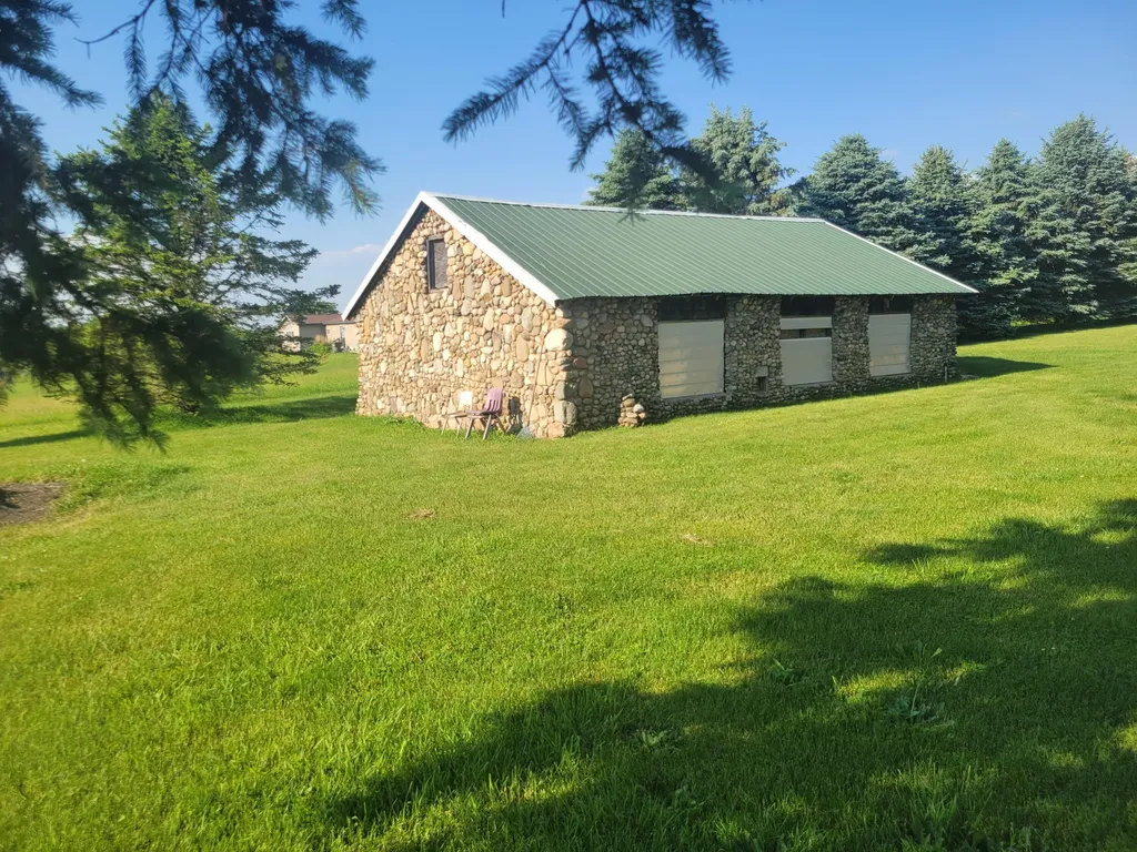 15702 S 29th Street Brady Township MI 49097