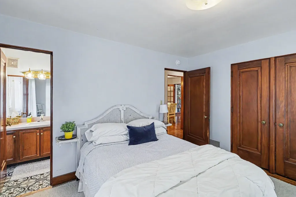 5 Merwood Drive E Battle Creek City MI 49017