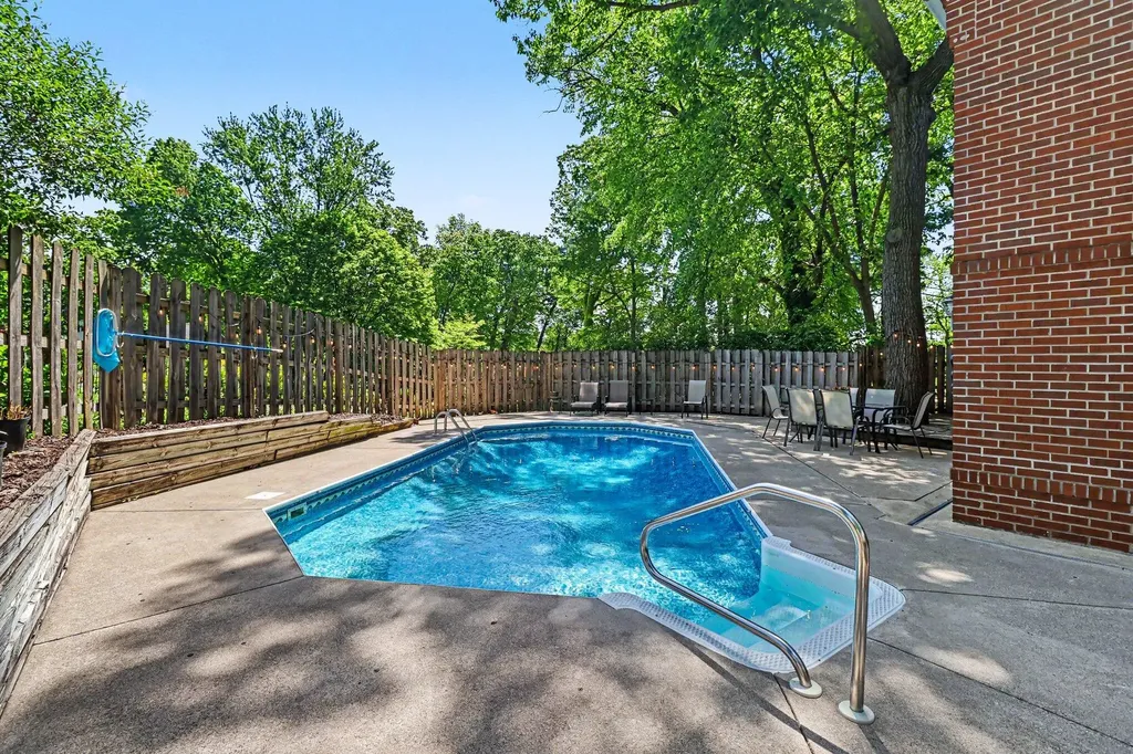 5 Merwood Drive E Battle Creek City MI 49017
