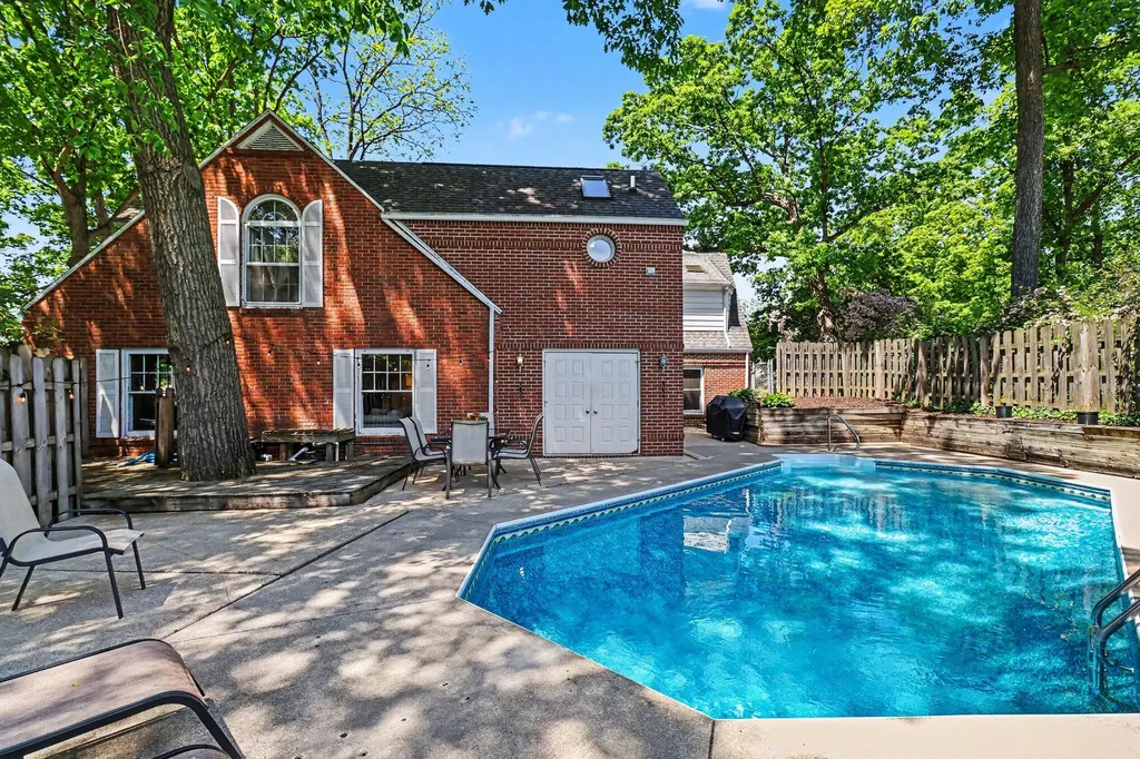 5 Merwood Drive E Battle Creek City MI 49017