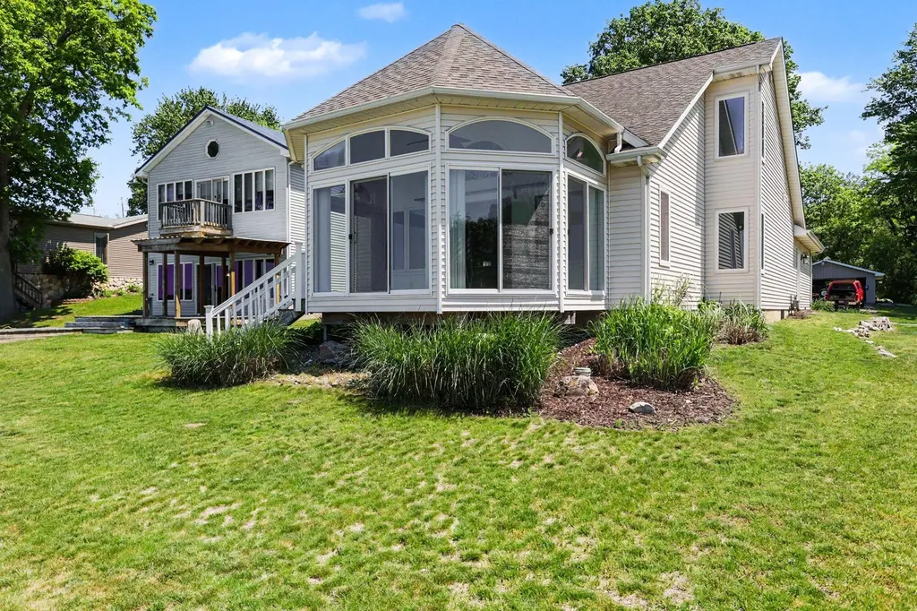 881 Clark Road Newton Township MI 49033