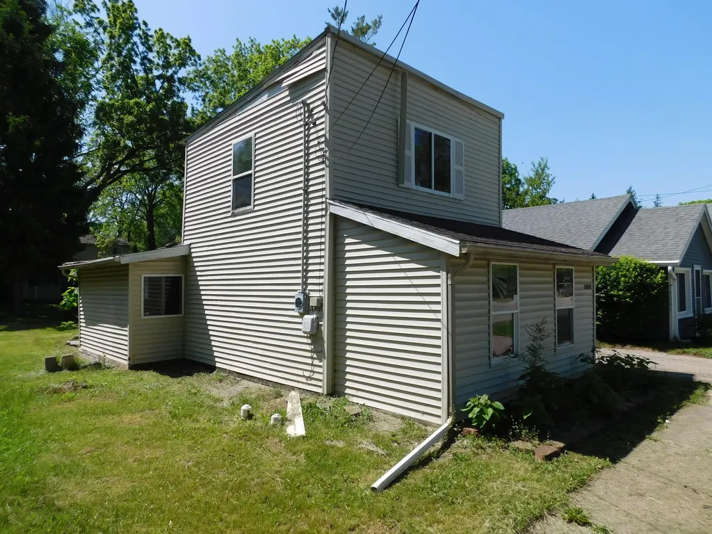 5929 Potter Street Meridian Charter Township MI 48840