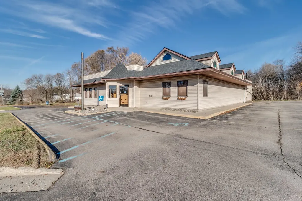 1391 E Michigan Avenue Emmett Charter Township MI 49014