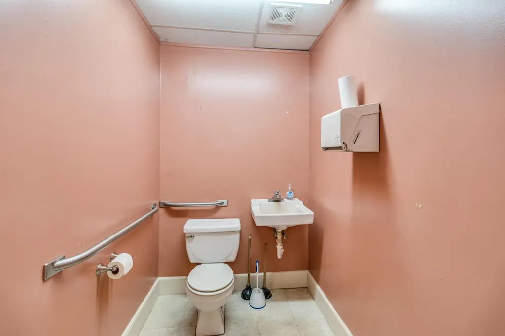 1391 E Michigan Avenue Emmett Charter Township MI 49014