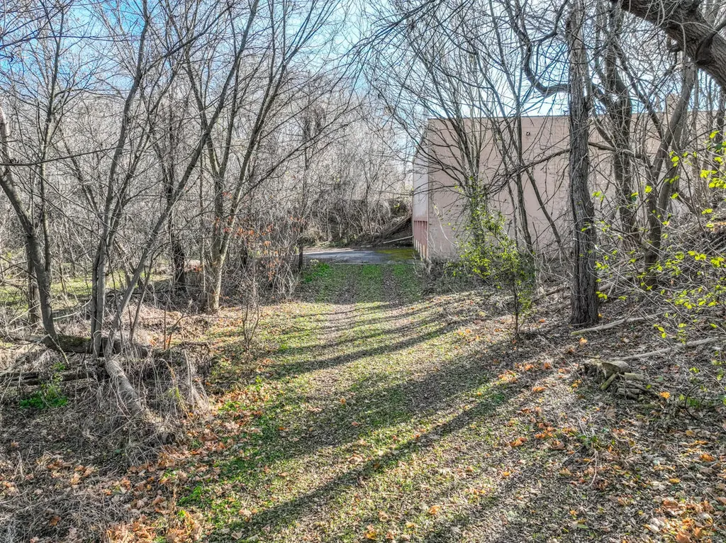 1391 E Michigan Avenue Emmett Charter Township MI 49014