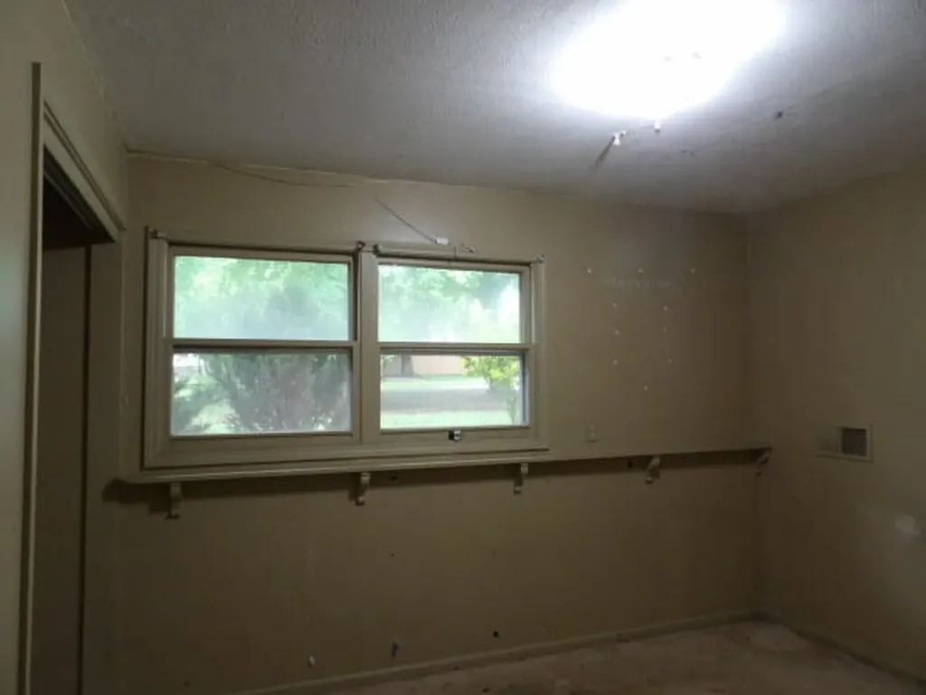 243 Devon Road Battle Creek City MI 49015