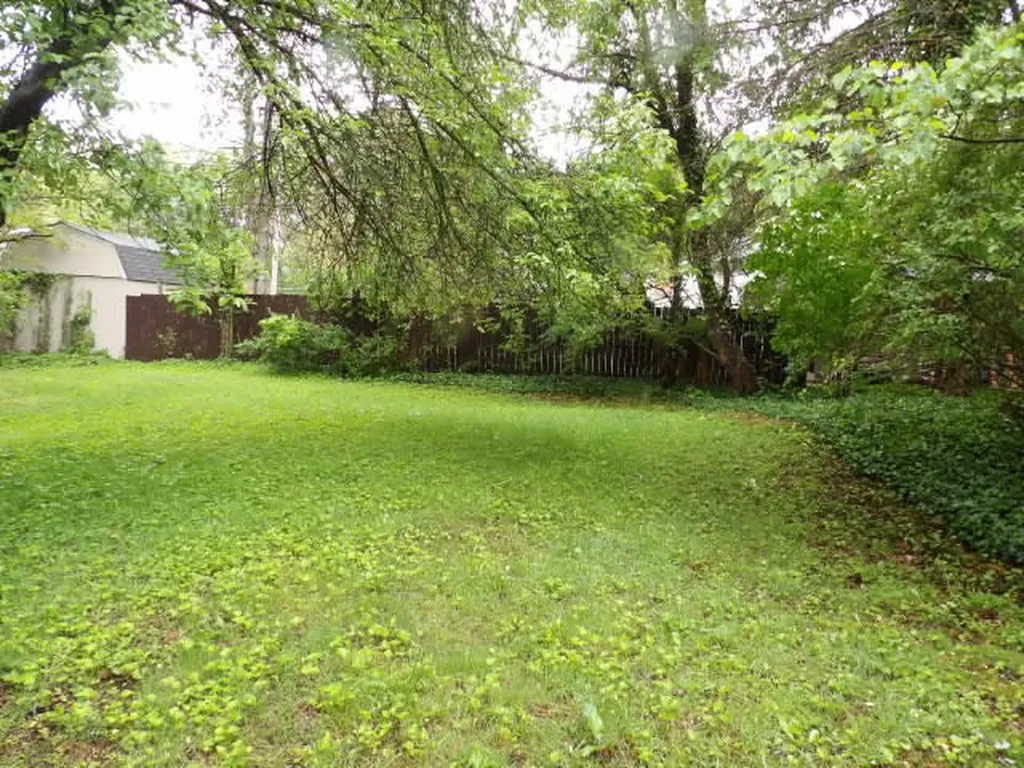 243 Devon Road Battle Creek City MI 49015