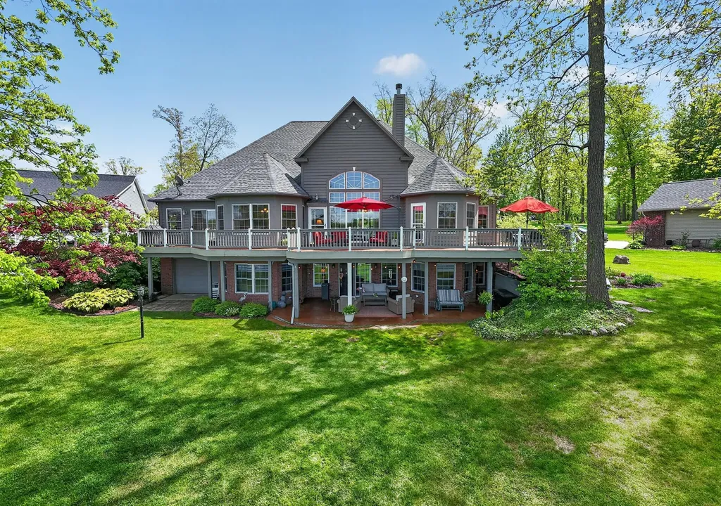 8495 O'dowling Drive Cambridge Township MI 49265