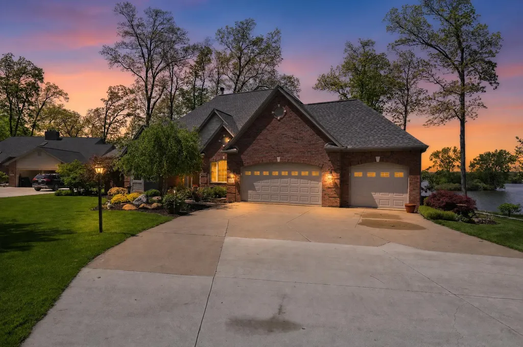8495 O'dowling Drive Cambridge Township MI 49265