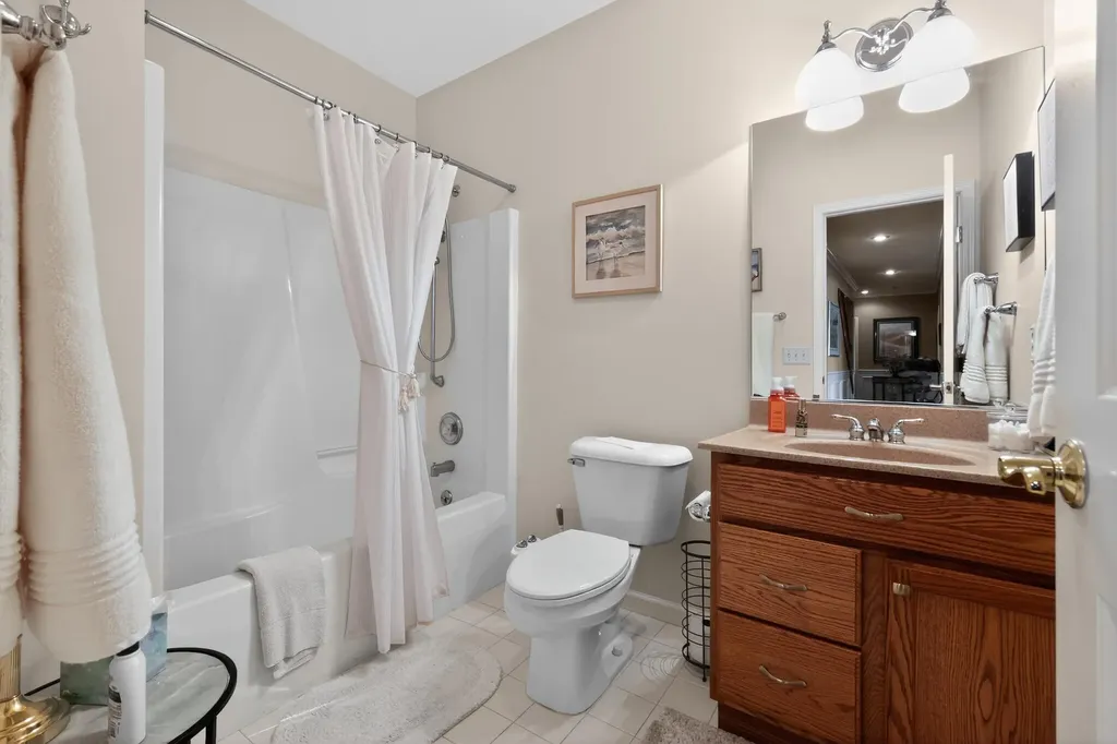 8495 O'dowling Drive Cambridge Township MI 49265
