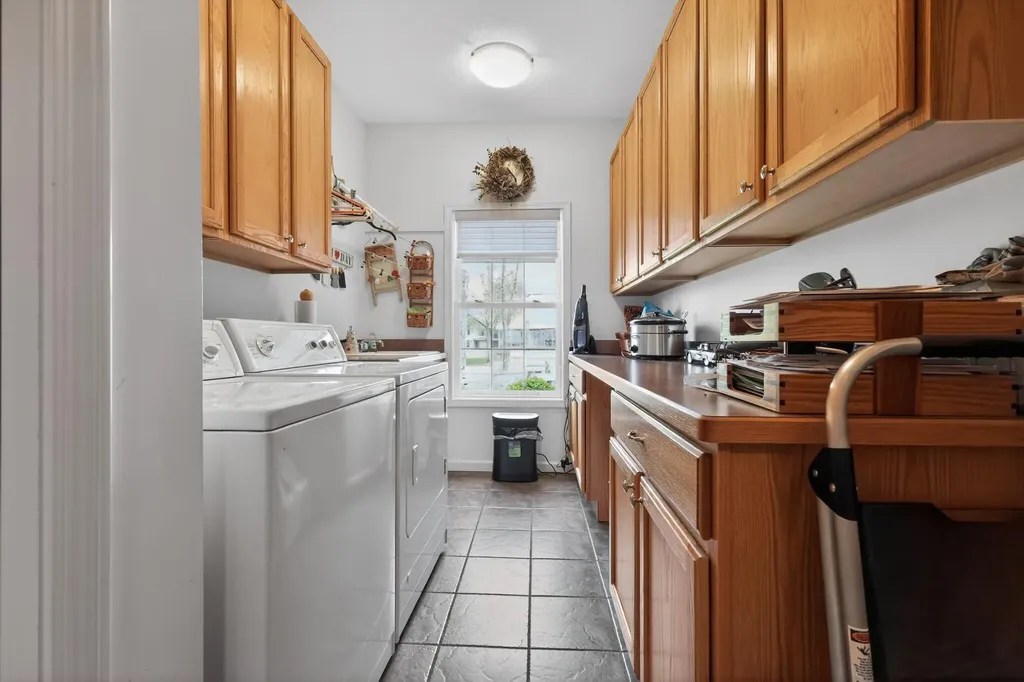 8495 O'dowling Drive Cambridge Township MI 49265